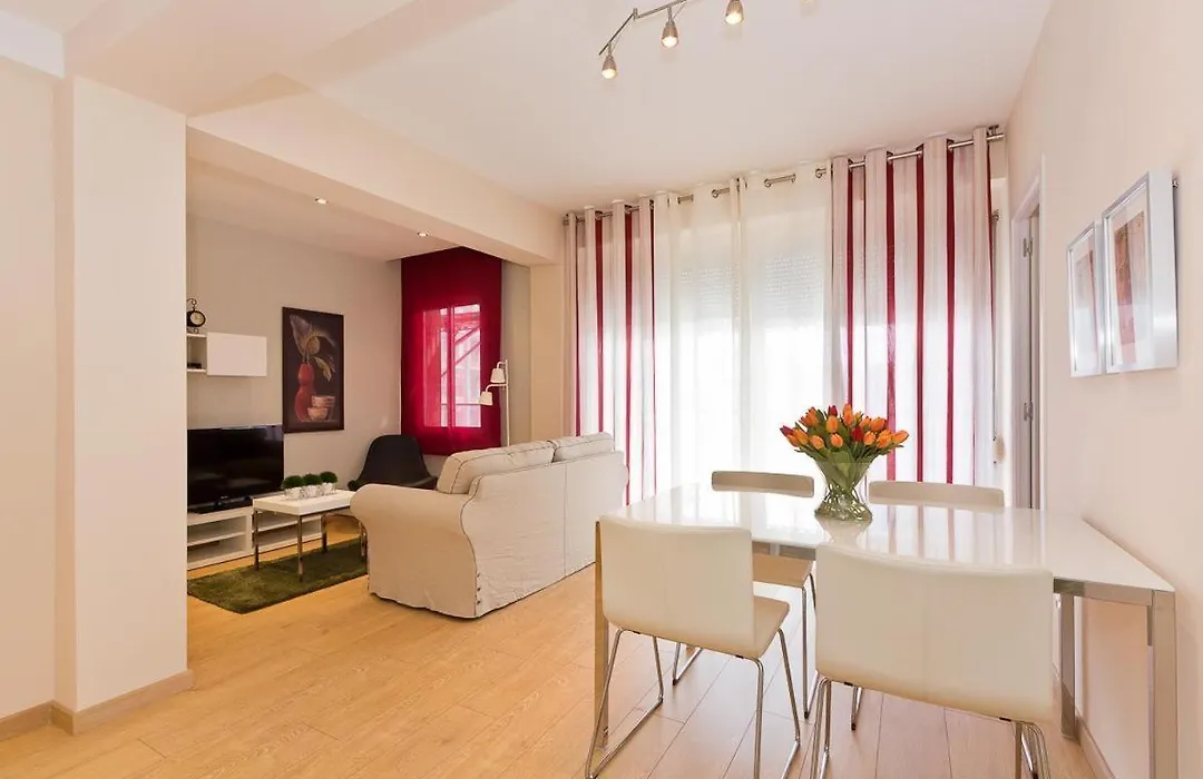 Modern Apartment With Balcony Near Camp Nou-1